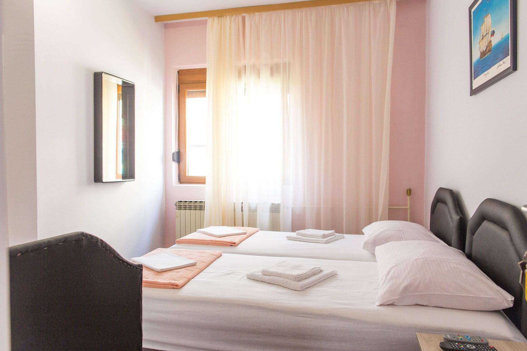 Guesthouse Blue Coast Budva Eksteriør billede