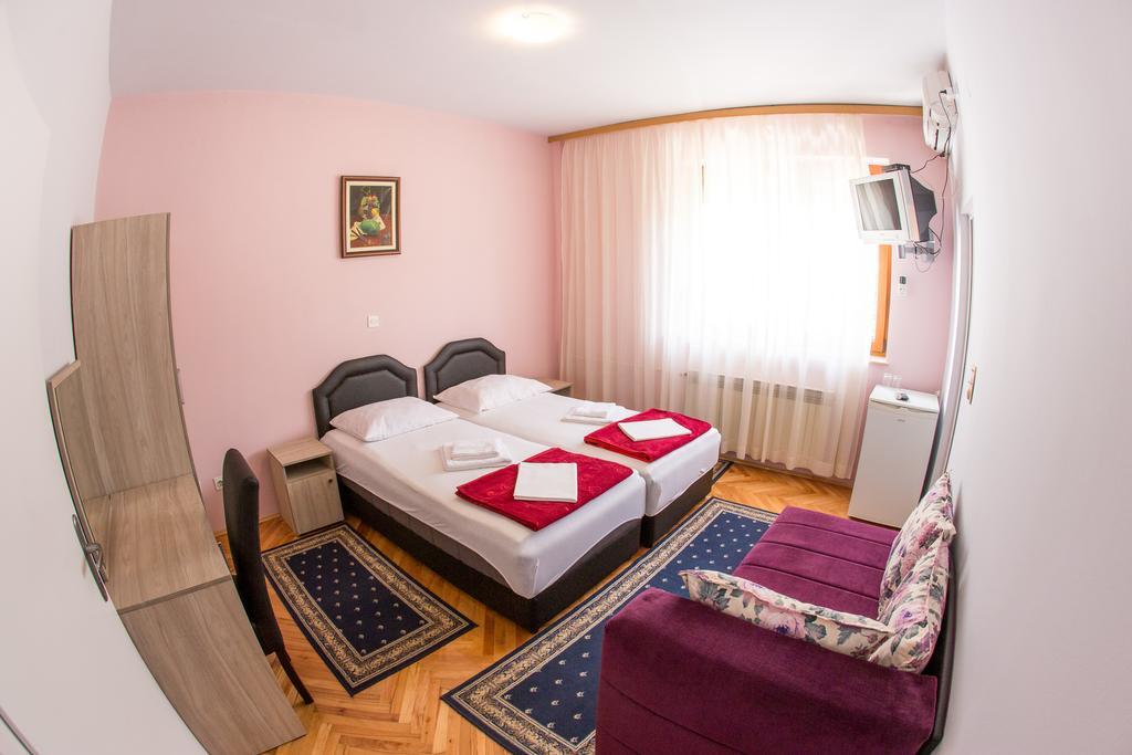 Guesthouse Blue Coast Budva Eksteriør billede